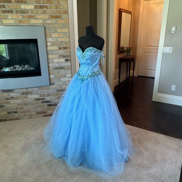 Mori Lee dress prom party wedding blue size 12 princess god mother halloween. - Picture 6 of 16